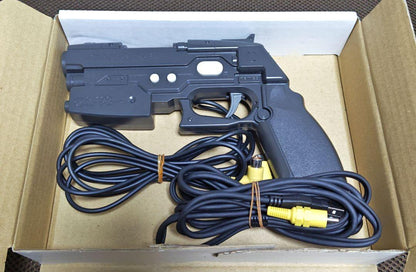 Gun Survivor 2 Biohazard Code Veronica (incluye GunCon2) PS2 Japonés